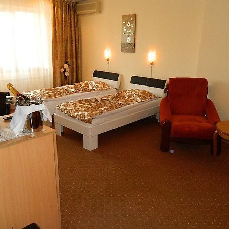 Dalin Hotel Бухарест Экстерьер фото